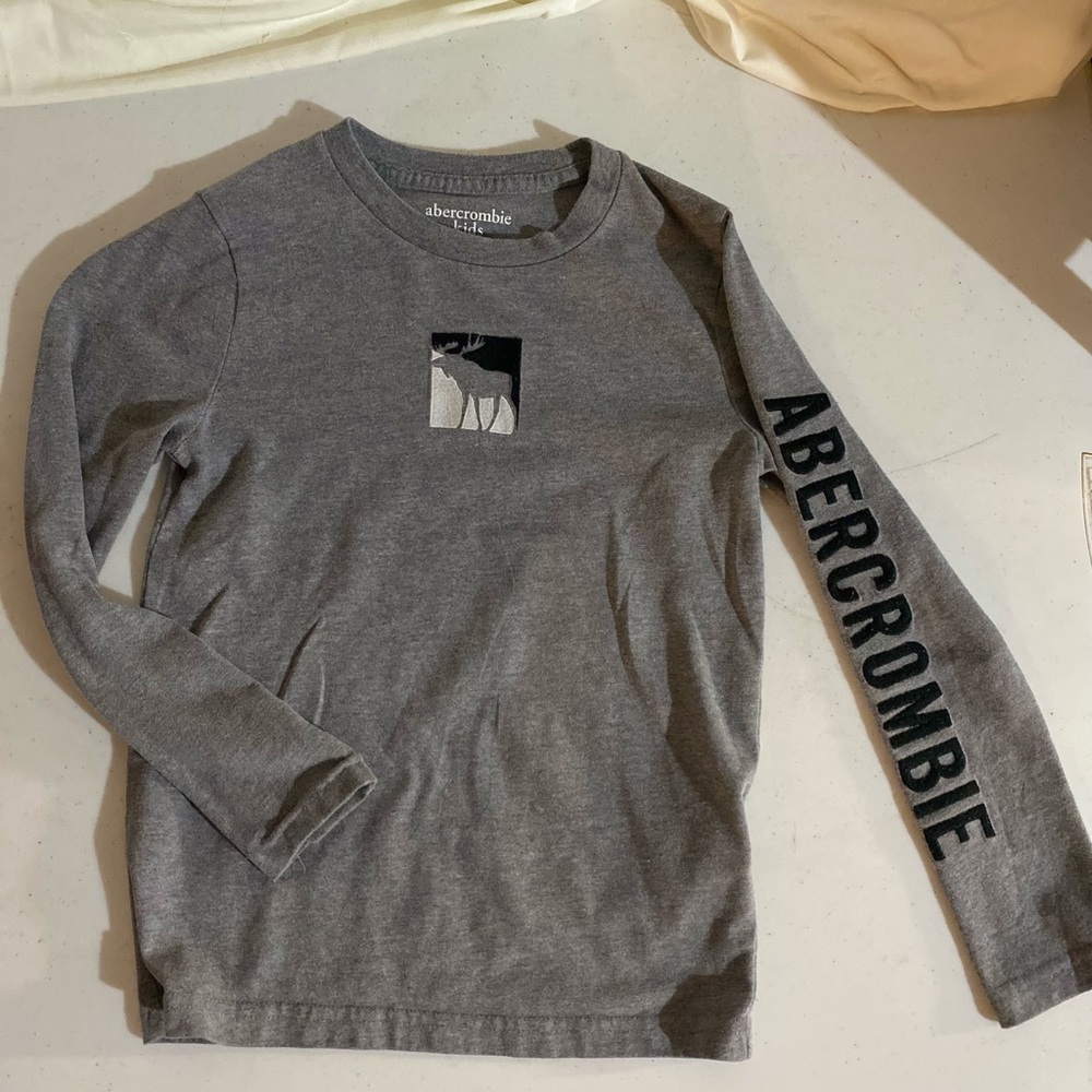 Boys Abercrombie long sleeve tee